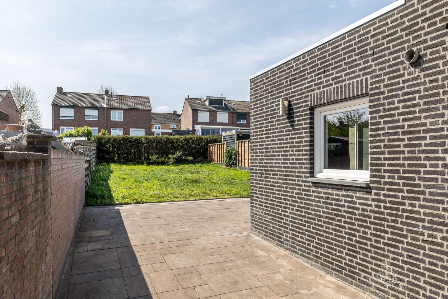 Photo 29 of Jhr. v.d. Maesenstraat 43