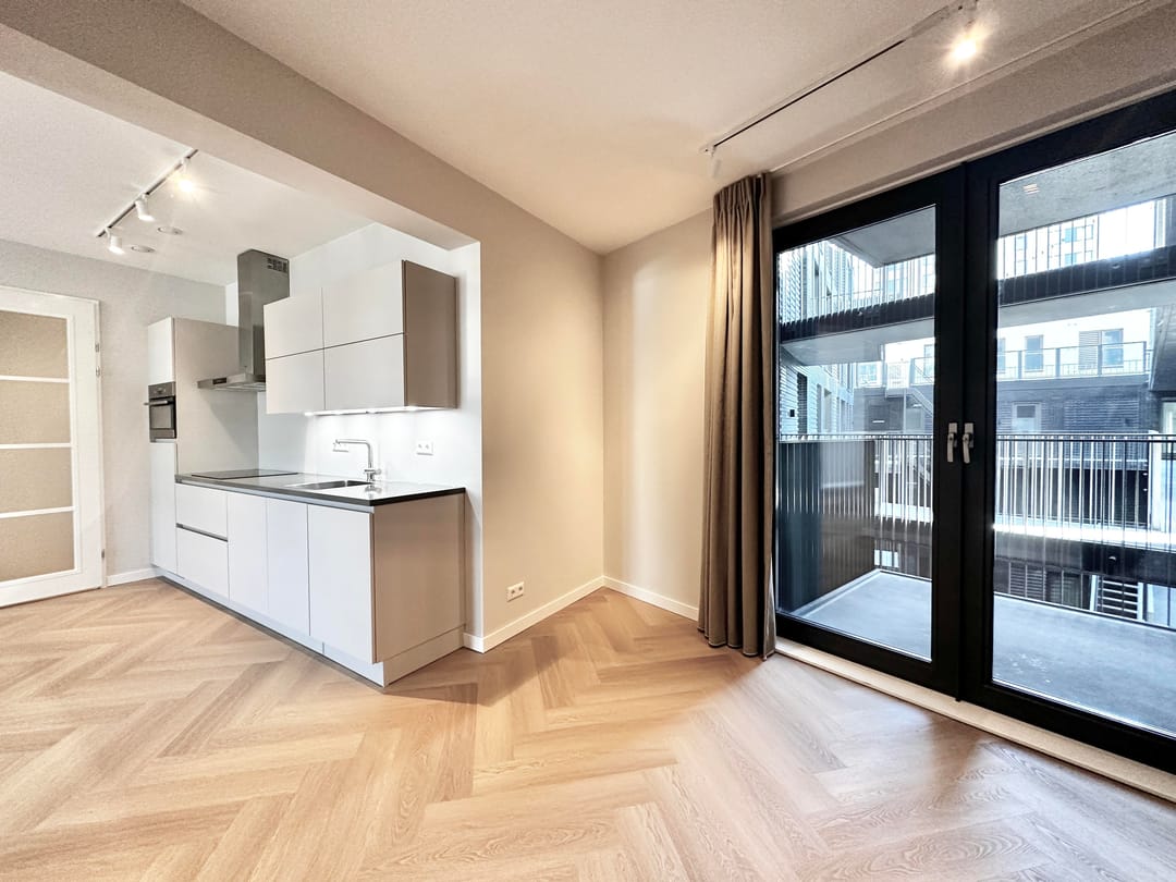 Lutonhof 375, Amsterdam
