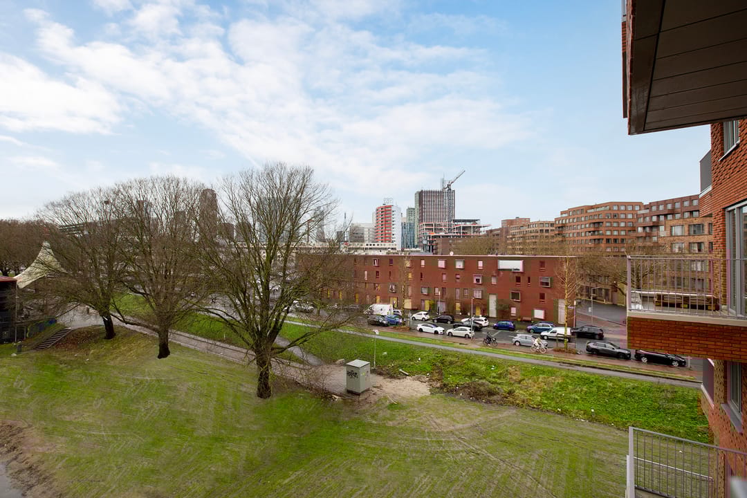 Foto 7 van Albertina Sisulupad 188