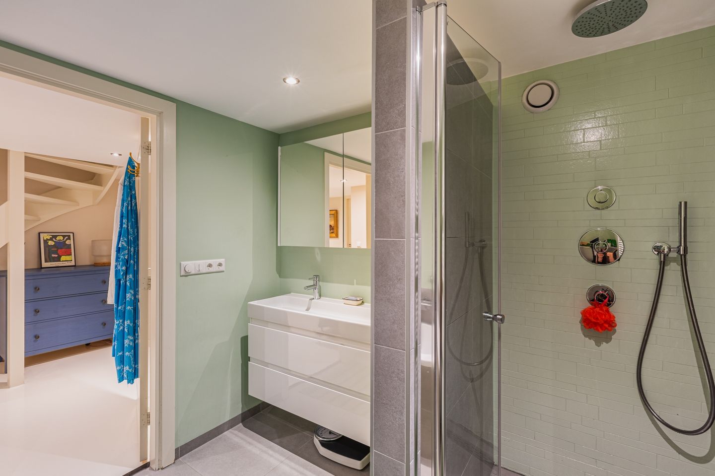 Foto 49 van Warmondstraat 166-H