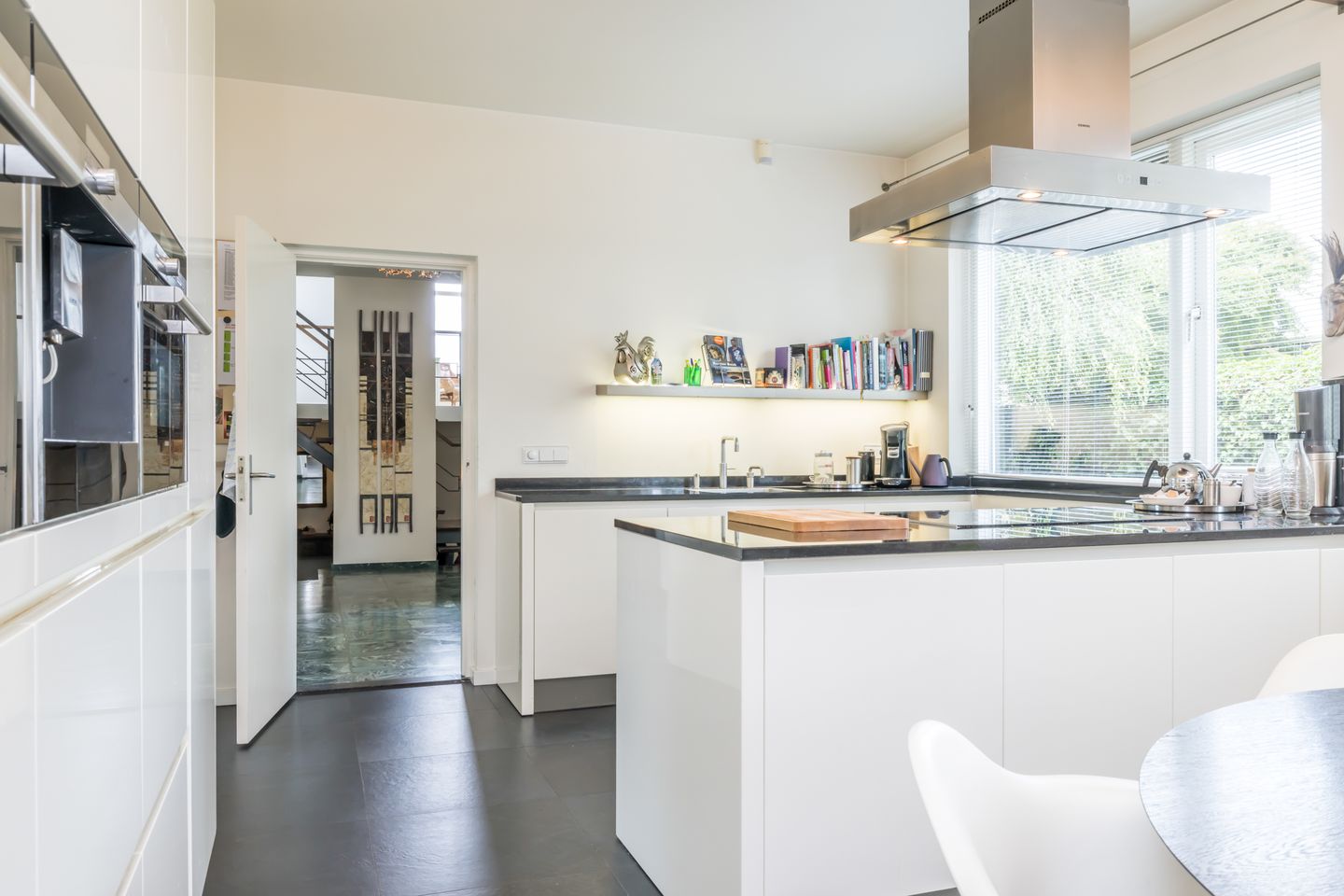 Foto 20 van W. Schweitzerlaan 5