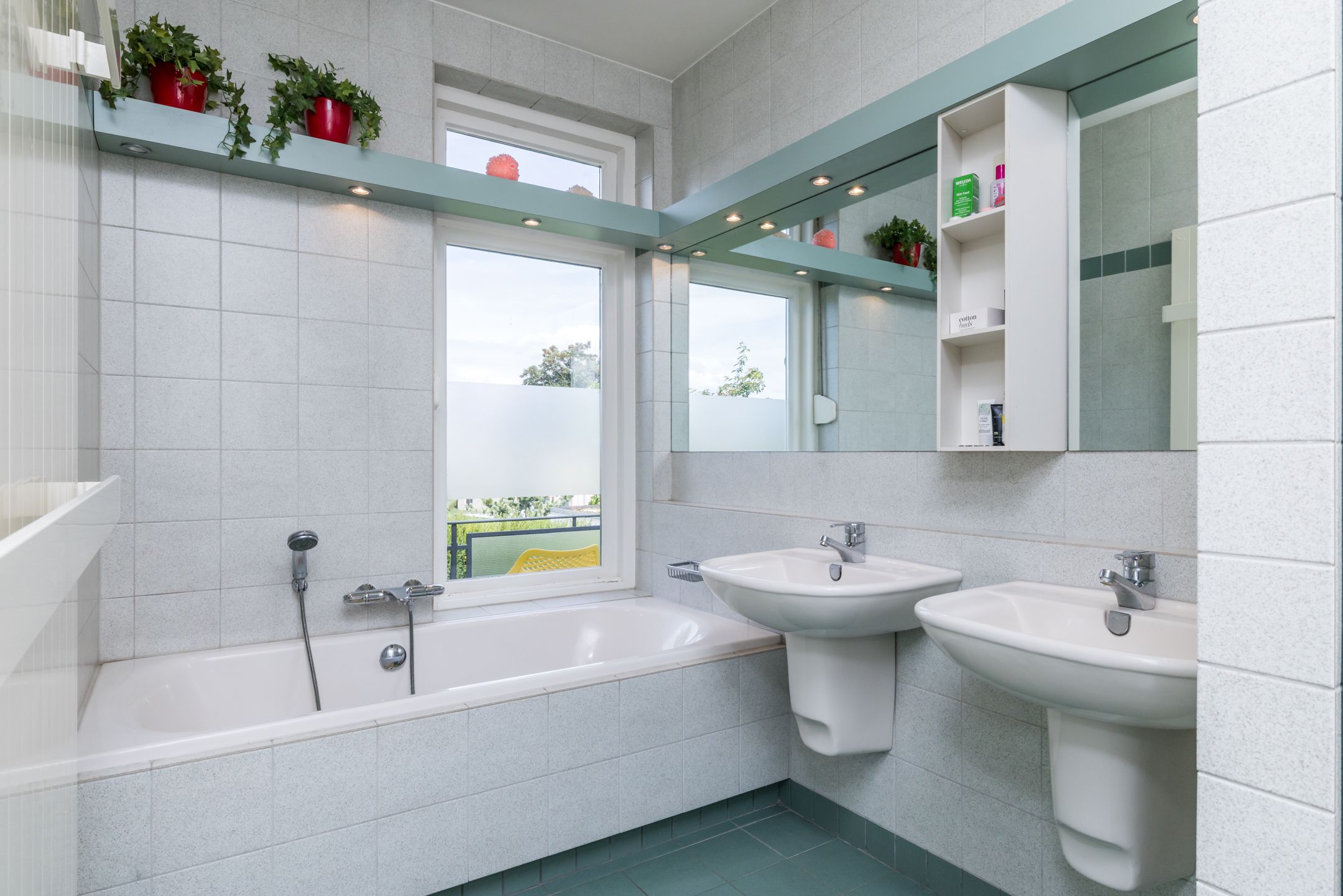 Foto 36 van W. Schweitzerlaan 5