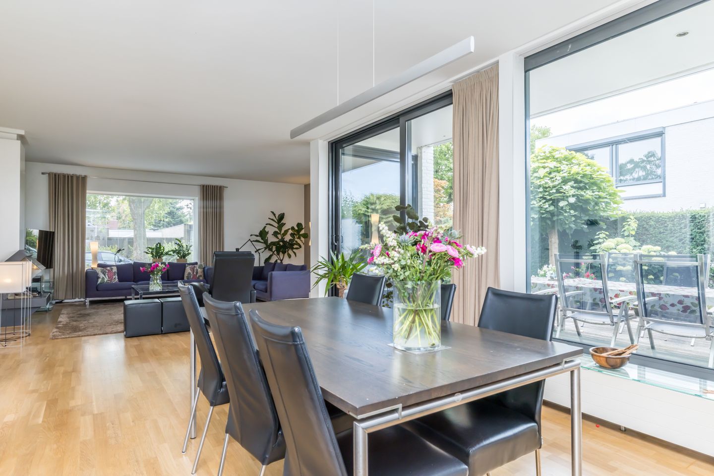 Foto 14 van W. Schweitzerlaan 5