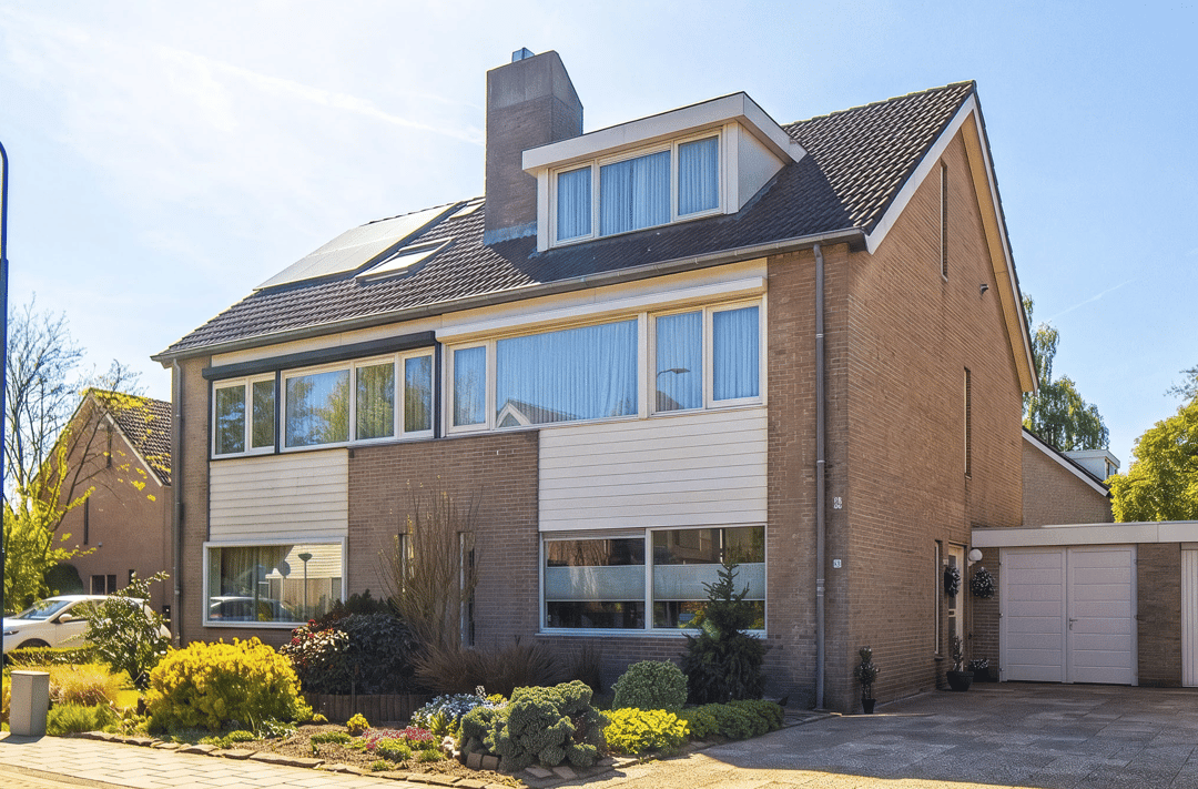 Photo 1 of Dissel 10