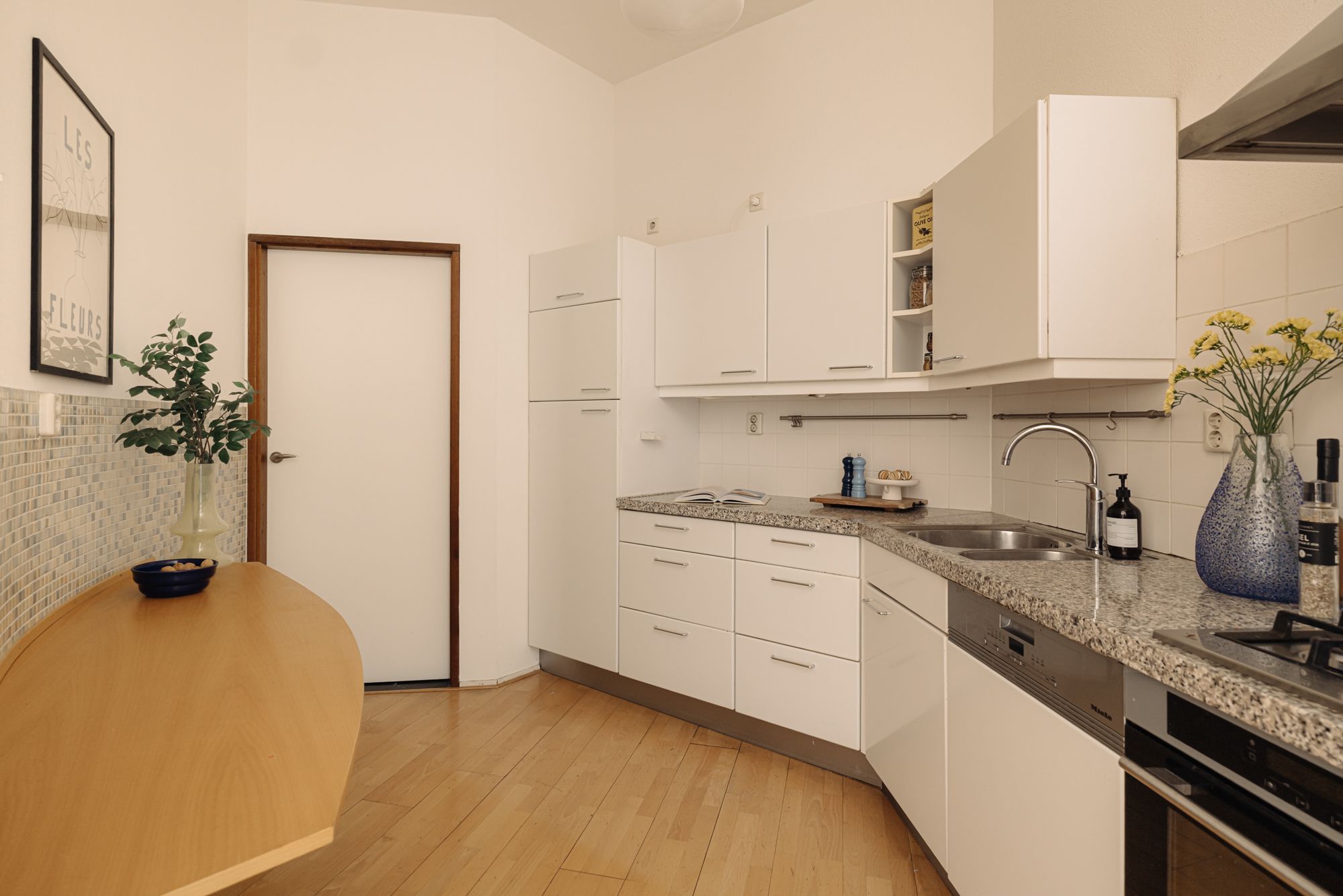 Photo 3 of Sarphatistraat 221-B