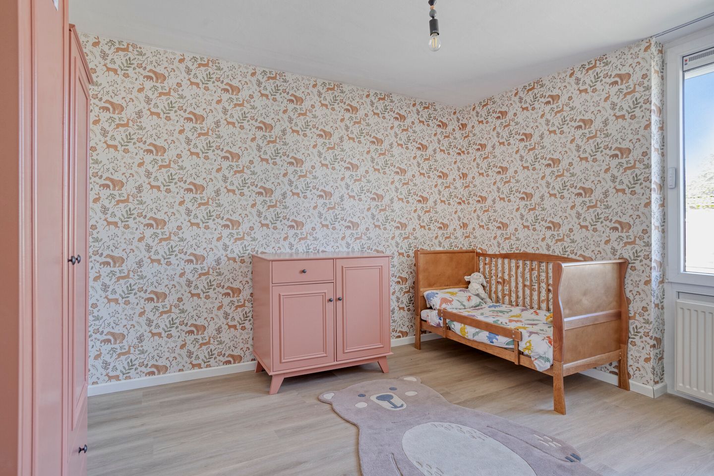 Surprisingly spacious semi-detached house with four bedrooms and west-facing garden — 19