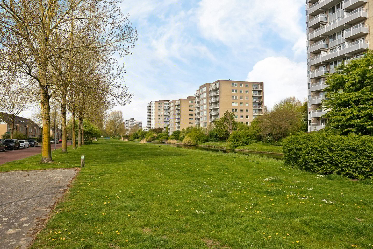 Foto 40 van Aletta Jacobslaan 24