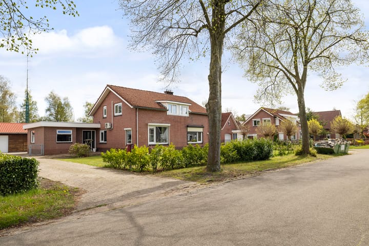 Photo 3 of De Huizen 81