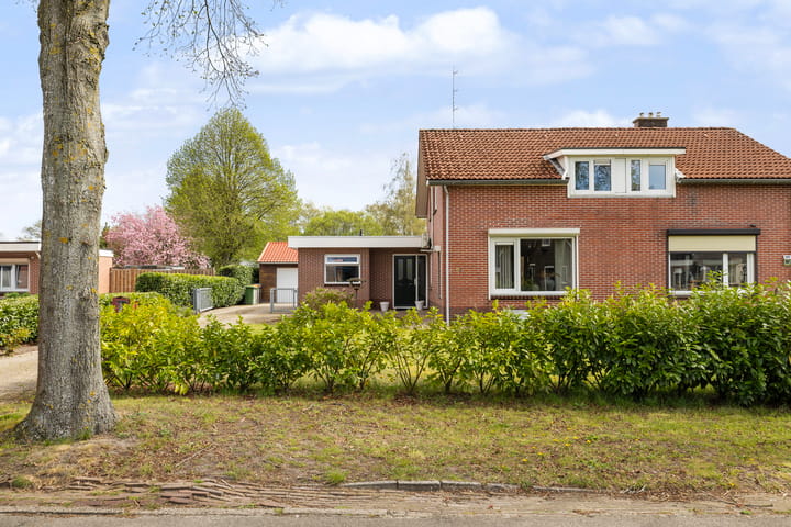 Photo 4 of De Huizen 81