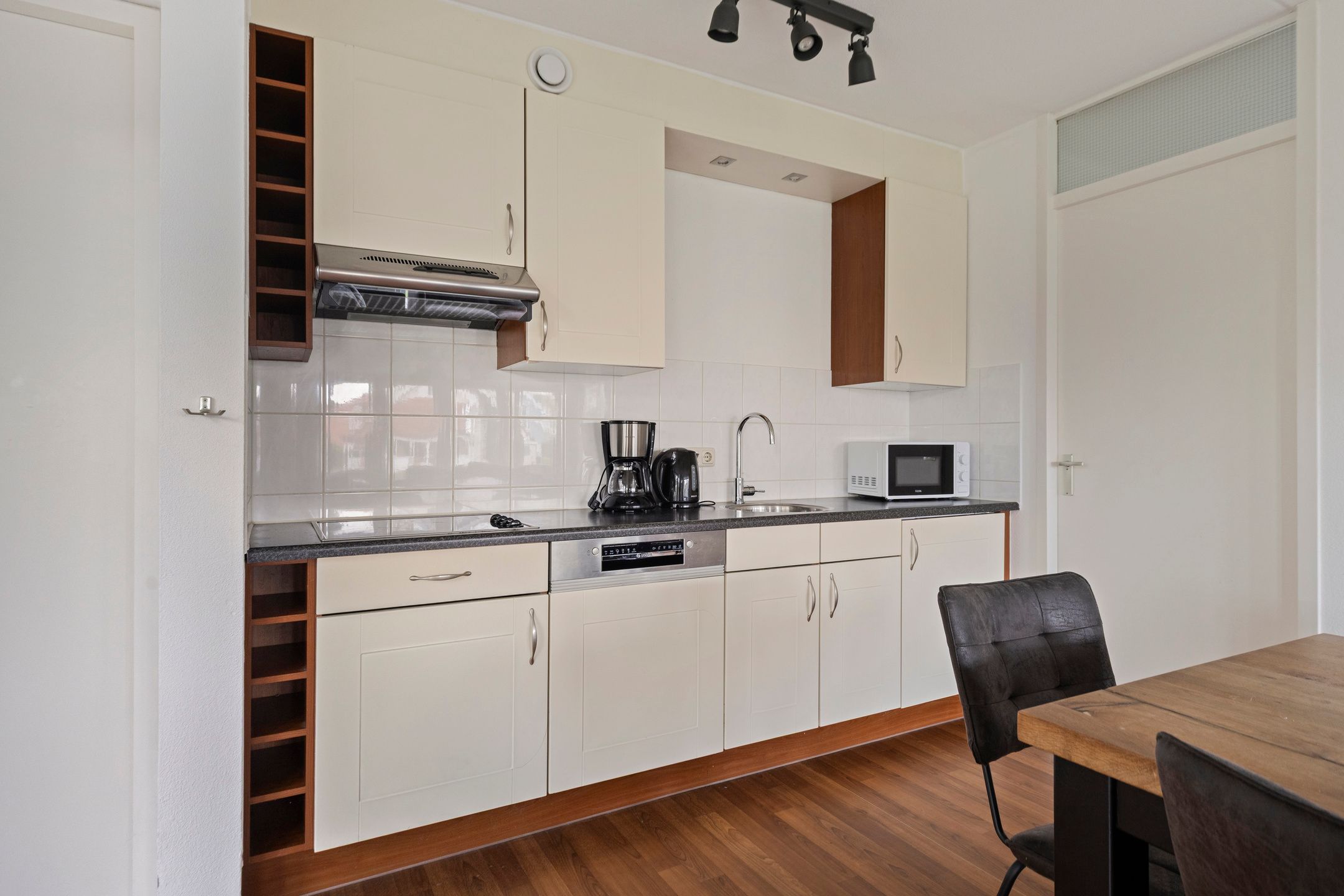 Photo 9 of Groeneweg 1-0170