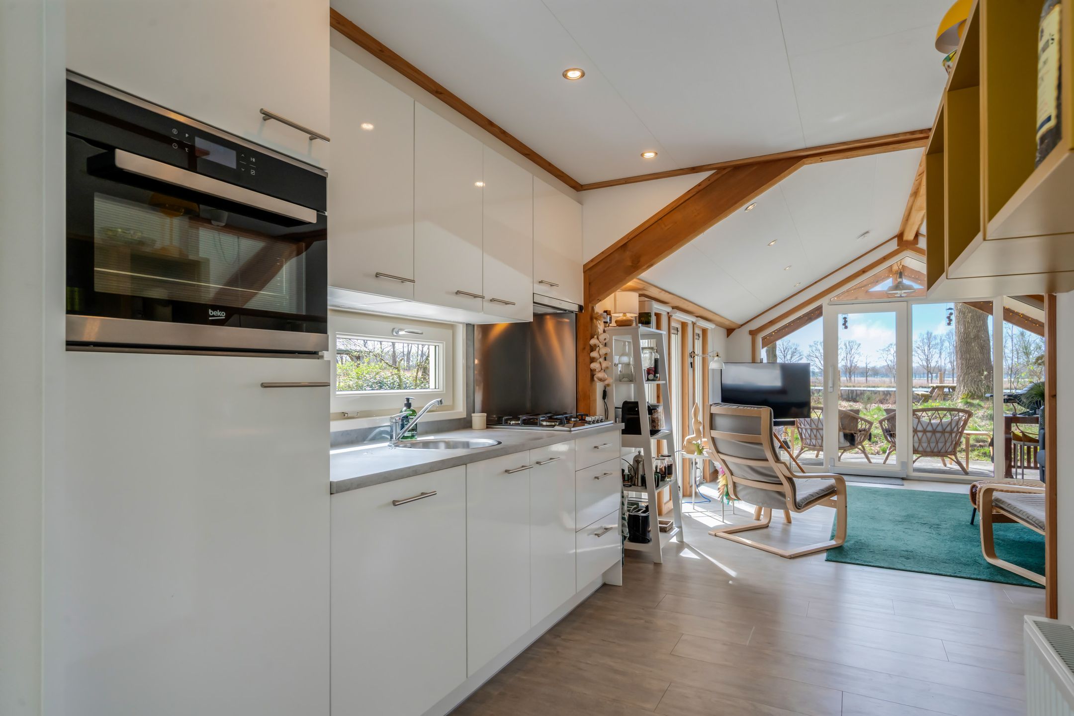 Photo 30 of Amerika 10-R117