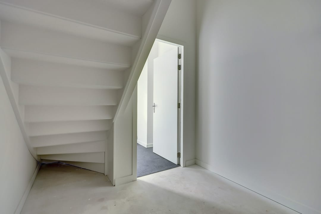 Photo 8 of Lange Vorststraat 89-A