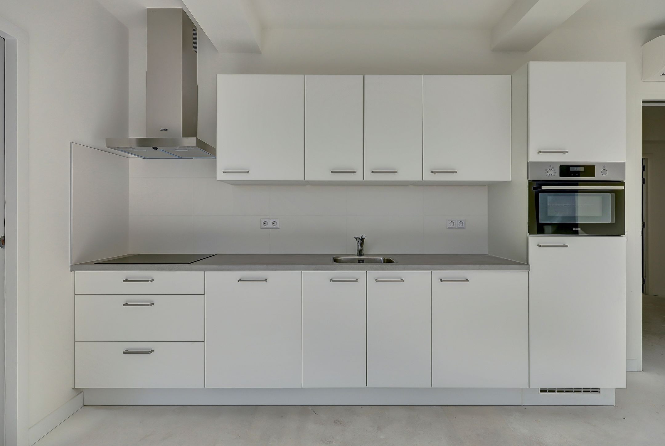 Photo 15 of Lange Vorststraat 89-A