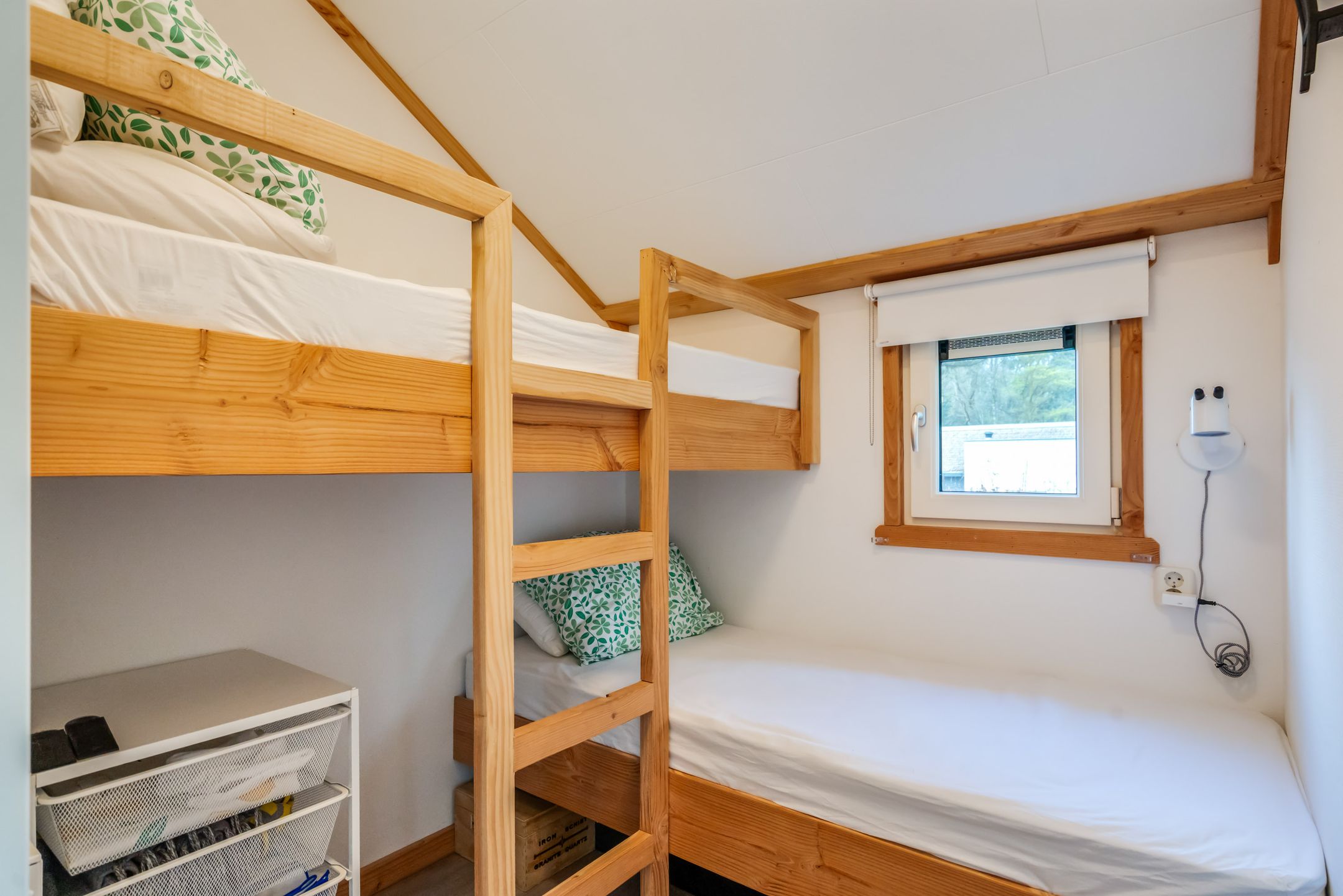 Photo 48 of Amerika 10-R117