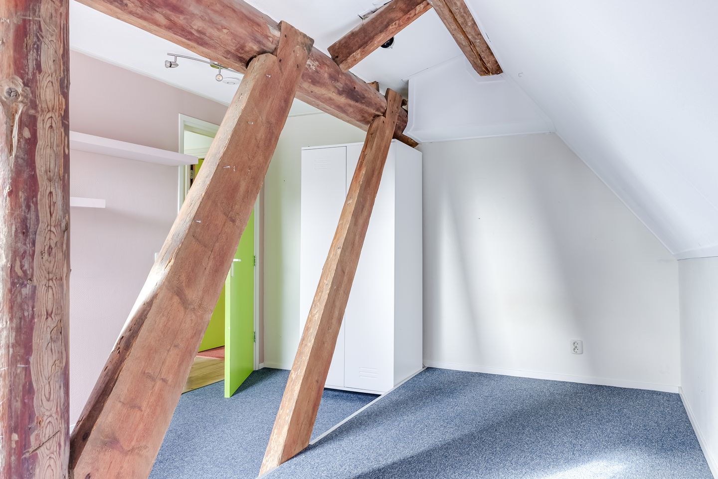 Photo 104 of Dorpsweg 182