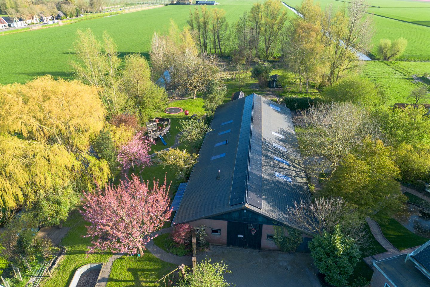 Photo 109 of Dorpsweg 182