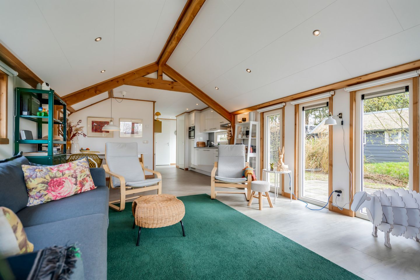 Photo 34 of Amerika 10-R117