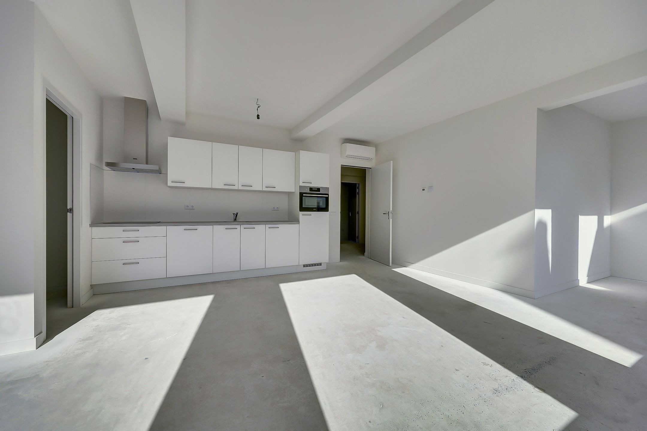 Photo 12 of Lange Vorststraat 89-A