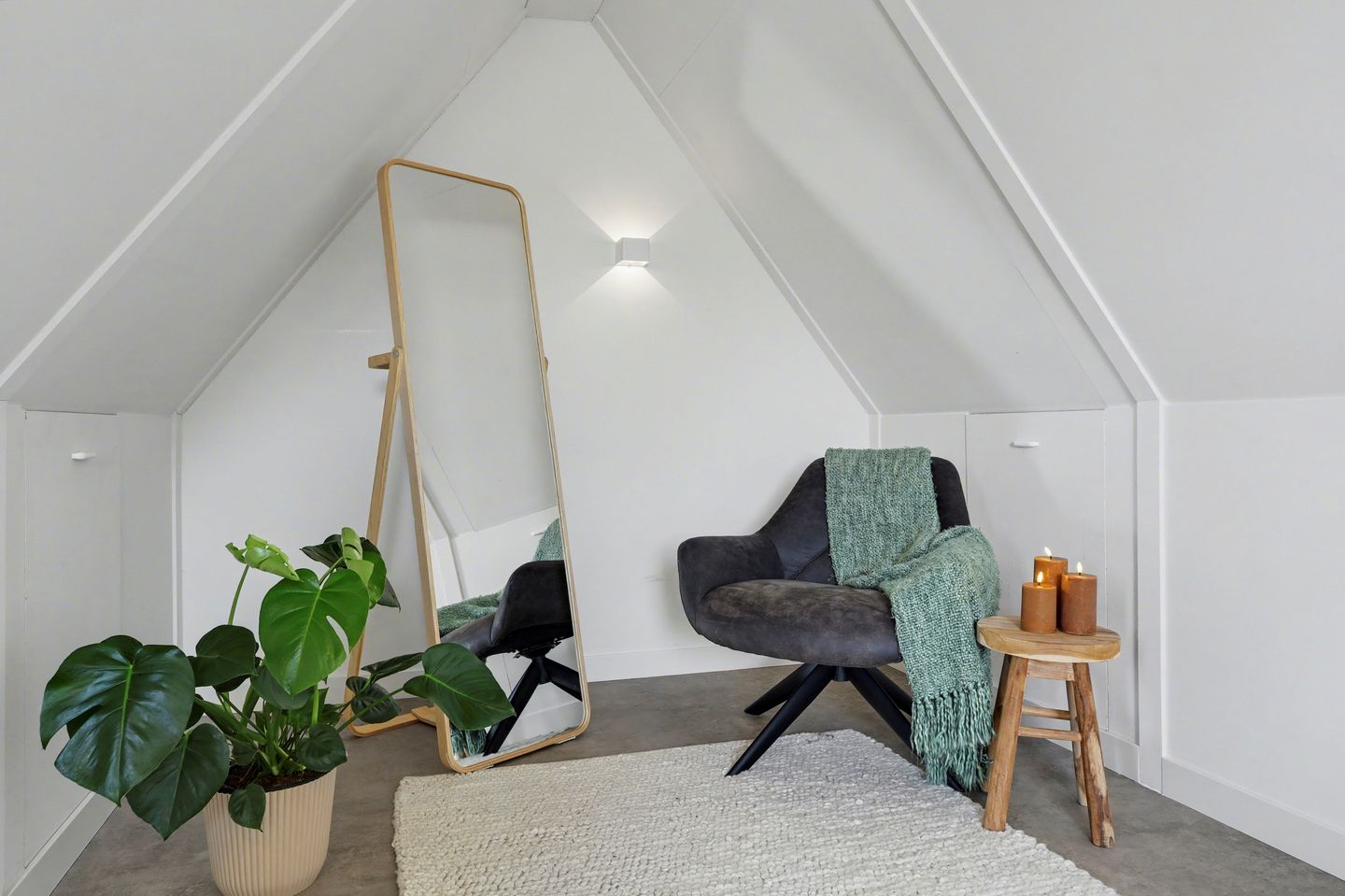 Modern Sustainable Home in Quiet Reusel Location — 35