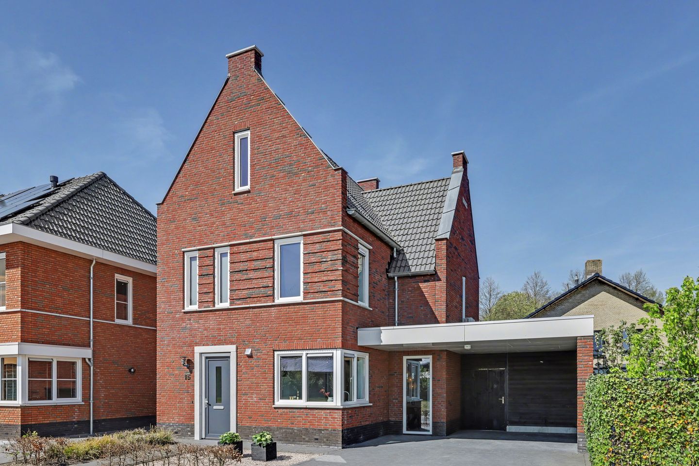 Modern Sustainable Home in Quiet Reusel Location — 39