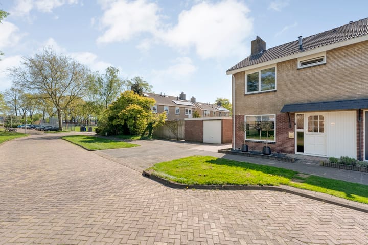 Foto 2 van Anemoonstraat 100