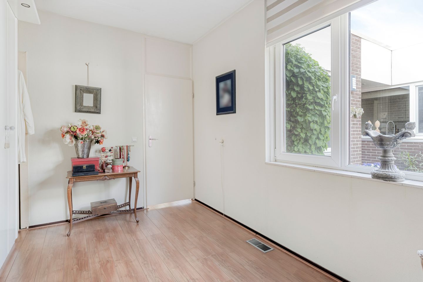 Spacious Bungalow with Deep Backyard Adjacent to Park in Harmelen — 25