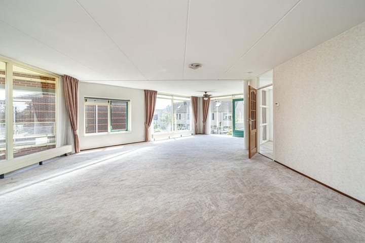 Appartement te koop: Oude Trambaan 81, Leidschendam