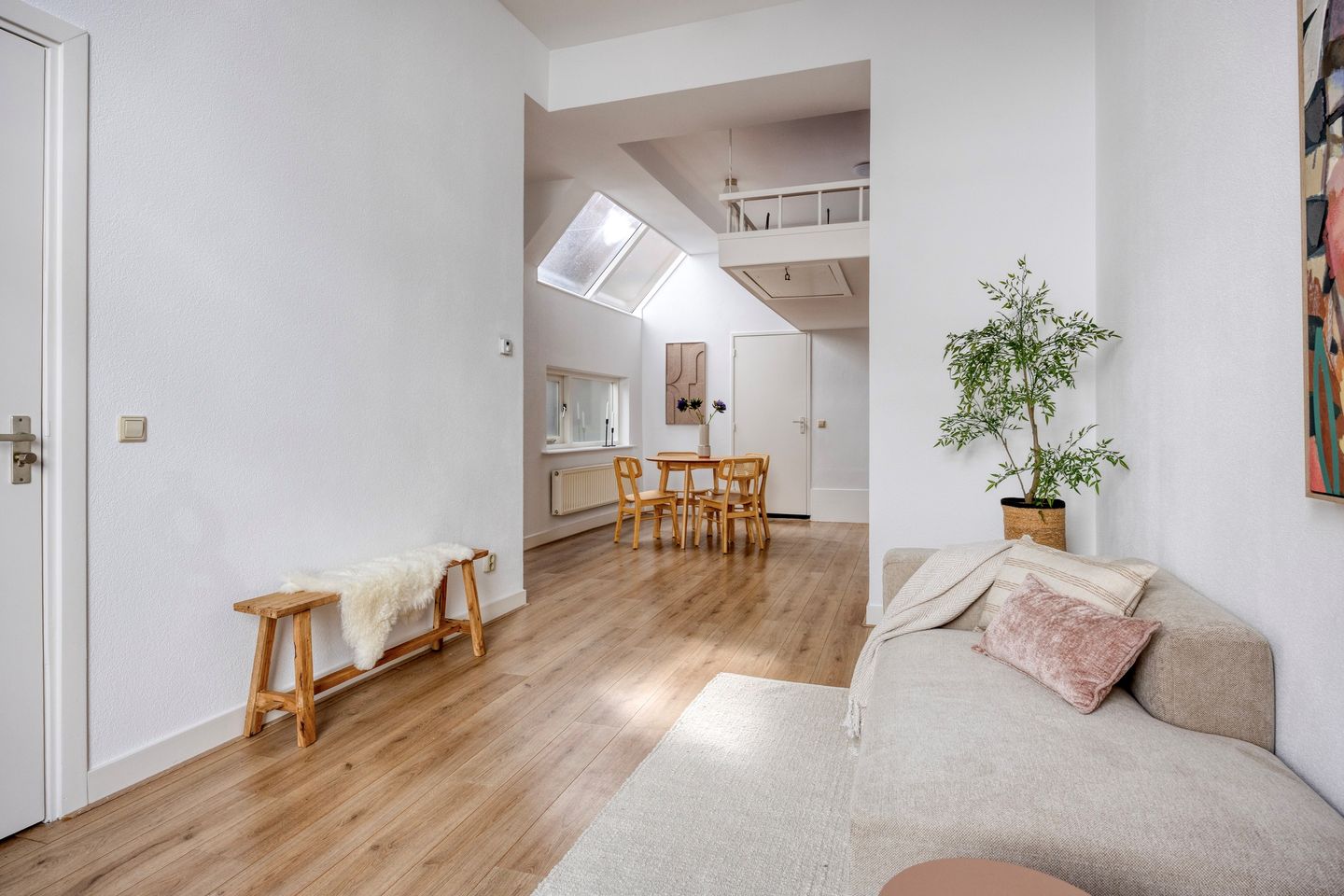 Foto 4 van Rijnstraat 8-B