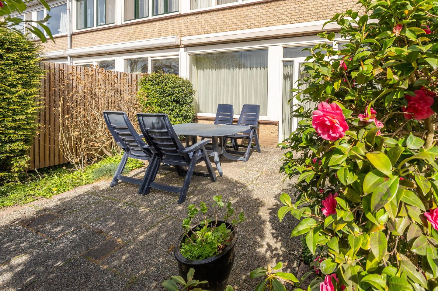 Spacious terraced house with carport in Linschoten — 29