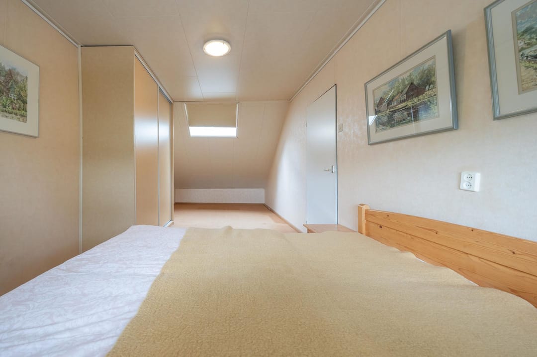 Spacious terraced house with carport in Linschoten — 26