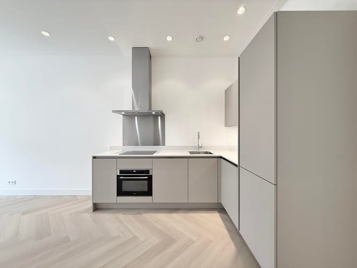 Photo 4 of Nicolaas Beetsstraat 42-H