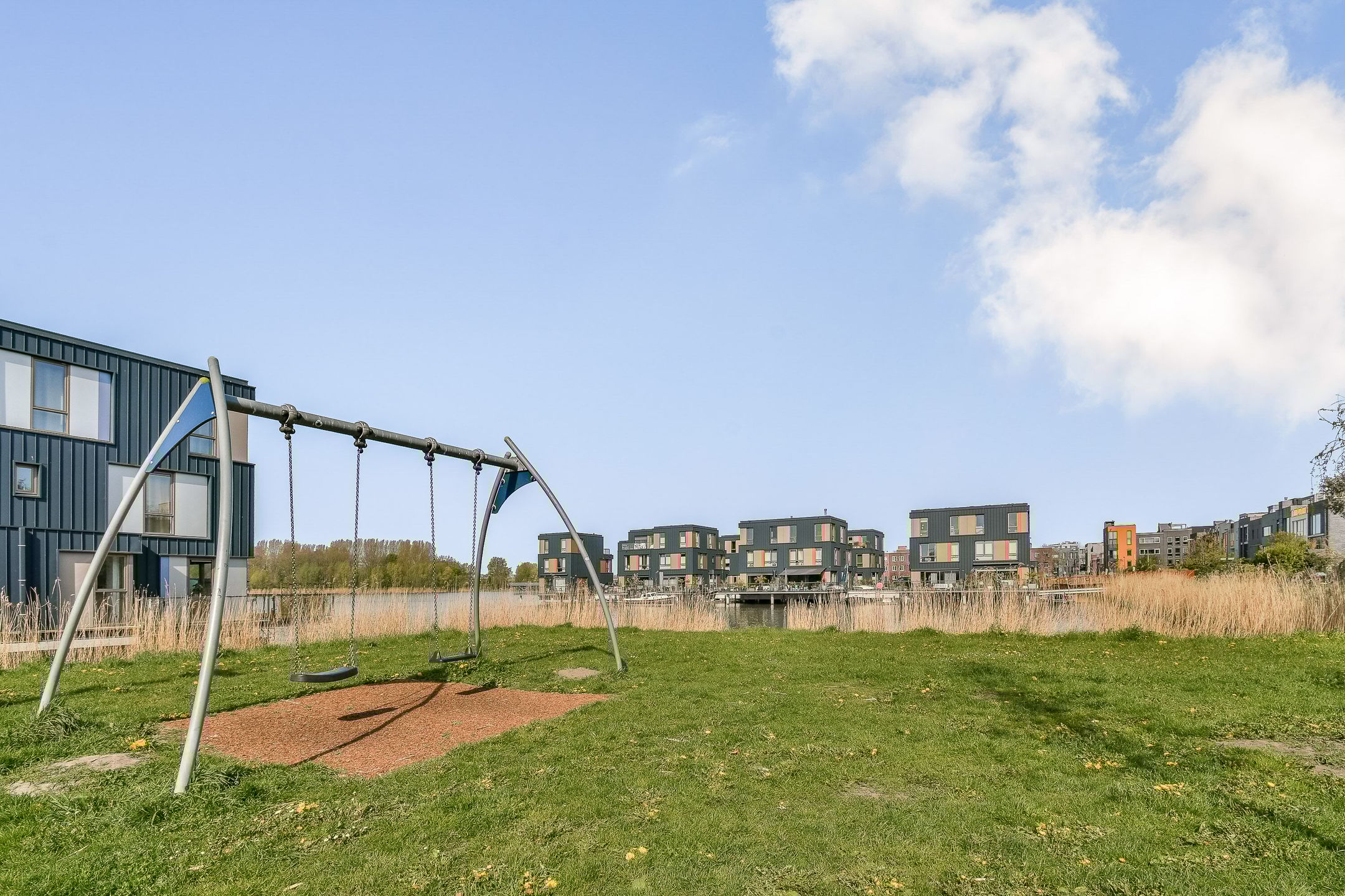 Foto 18 van Edmond Halleylaan 5