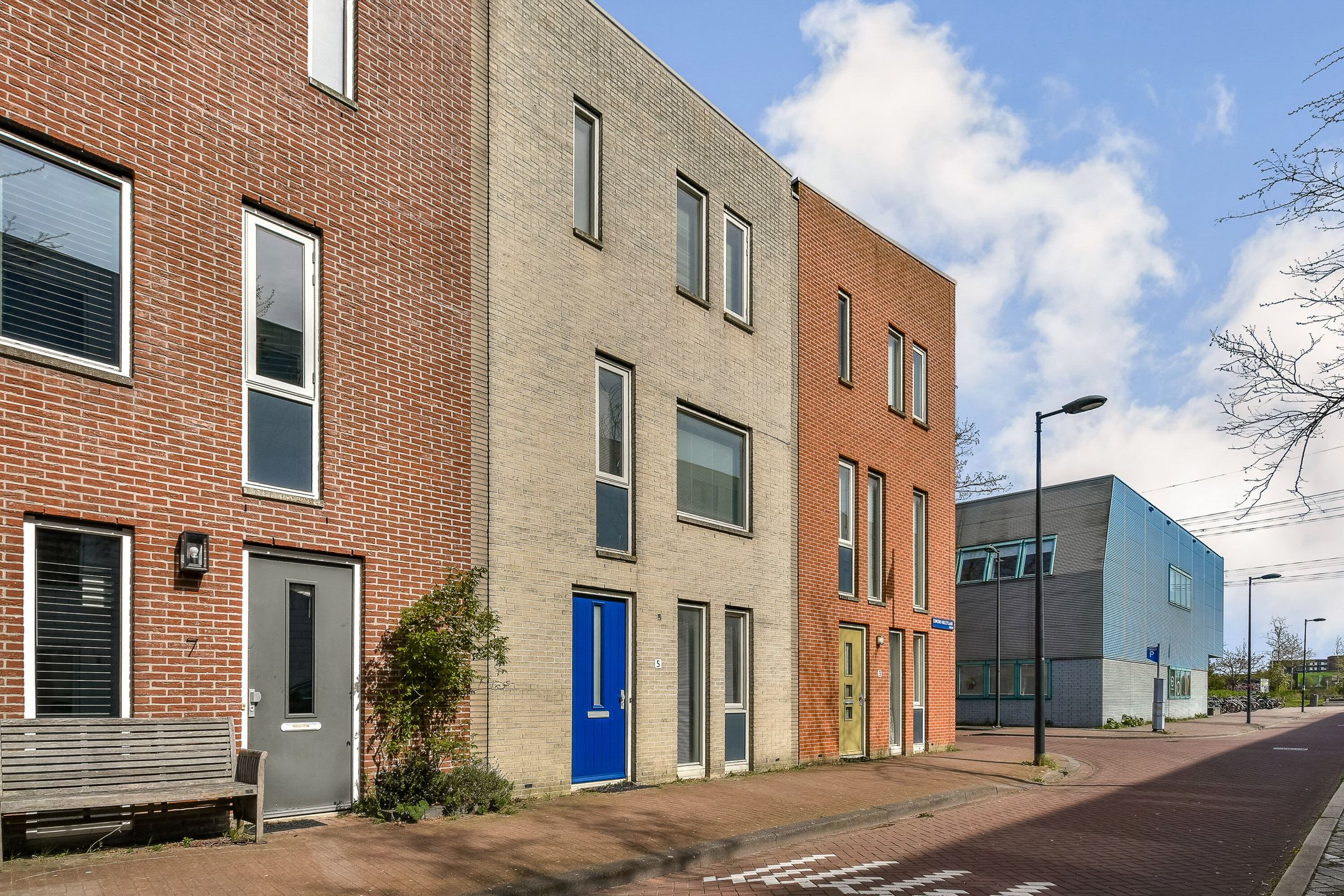 Foto 3 van Edmond Halleylaan 5