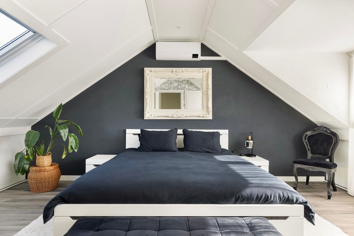 Photo 29 of Spinozastraat 9