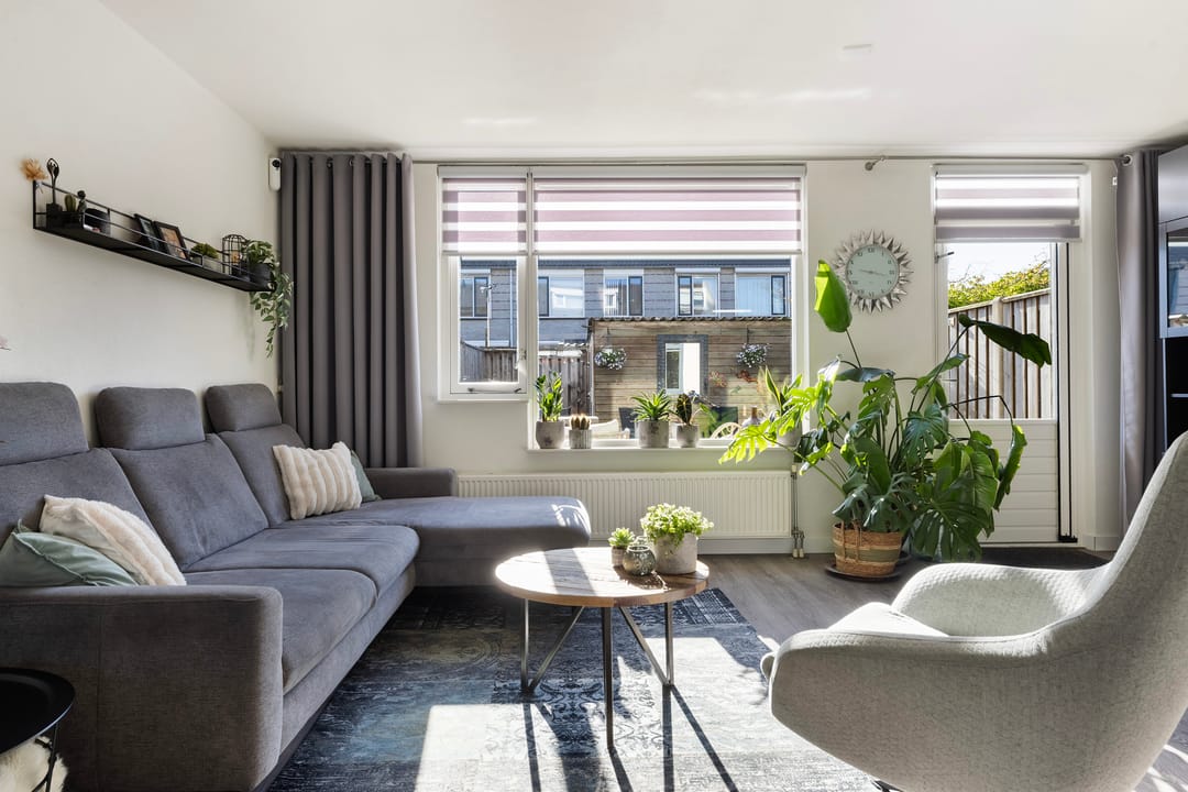 Photo 13 of Spinozastraat 9