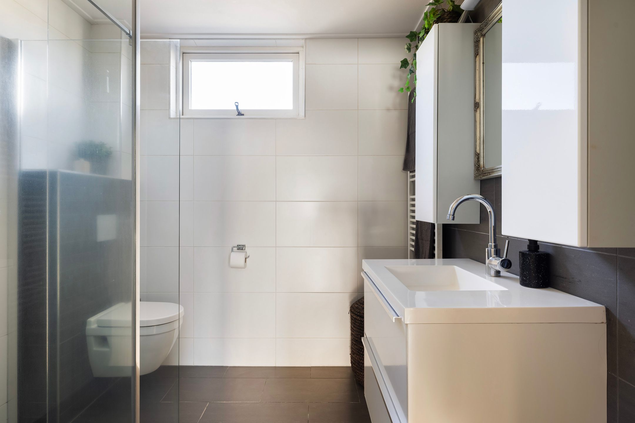 Photo 27 of Spinozastraat 9