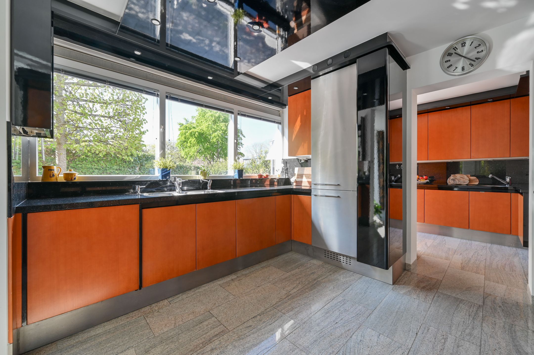 Photo 15 of Dokter Mees ten Oeverlaan 28