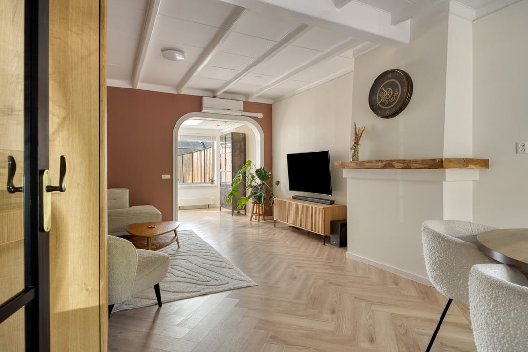 Foto 7 van Parallelweg 56