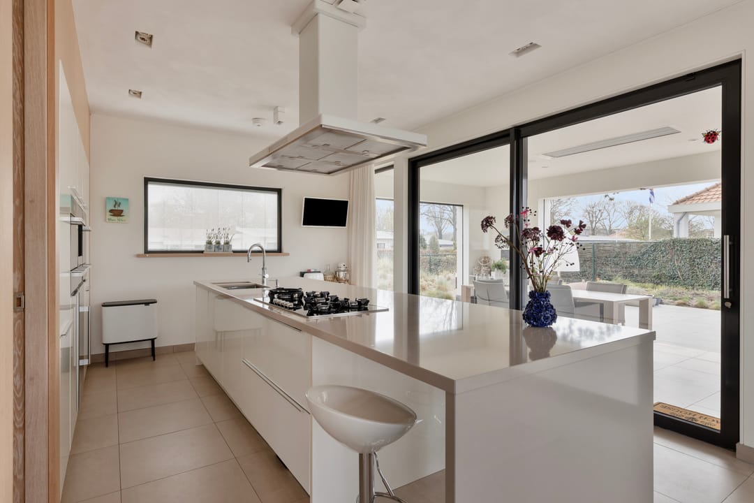 Photo 13 of Duinweg 7