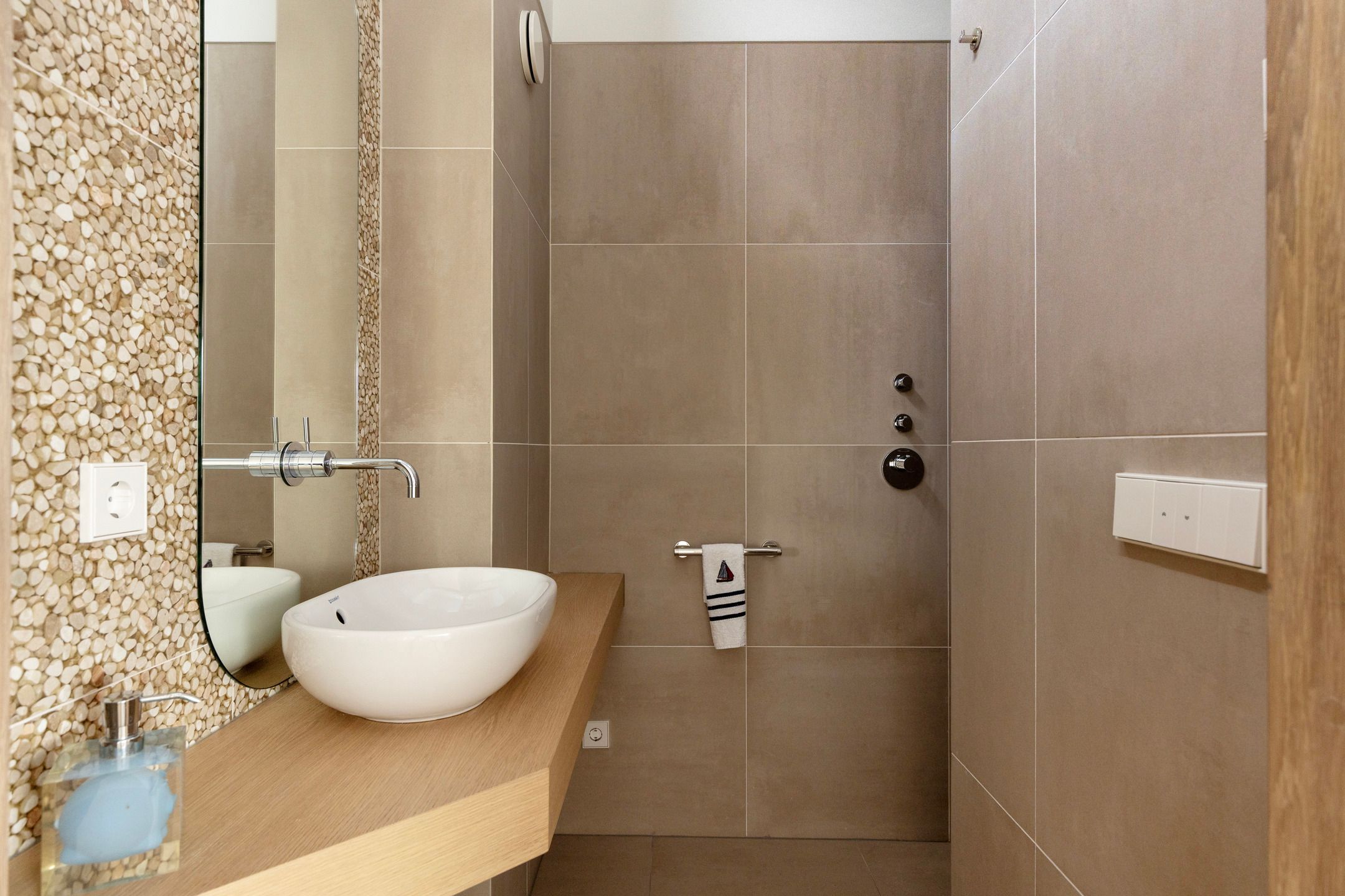 Photo 45 of Duinweg 7