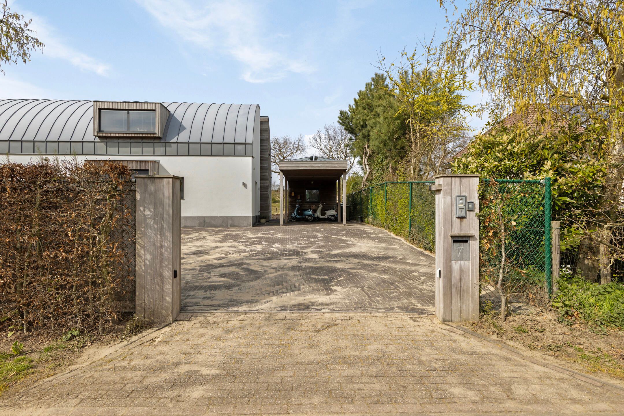 Photo 66 of Duinweg 7