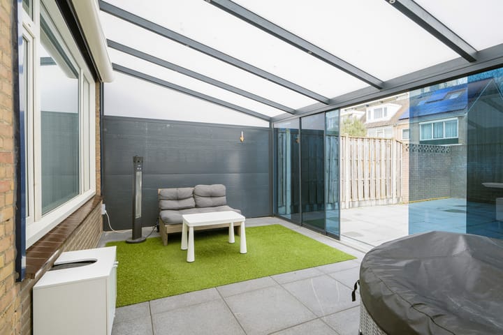 Tussenwoning te koop: Aalststraat 8, Breda