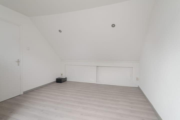 Tussenwoning te koop: Aalststraat 8, Breda
