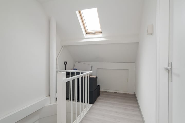 Tussenwoning te koop: Aalststraat 8, Breda