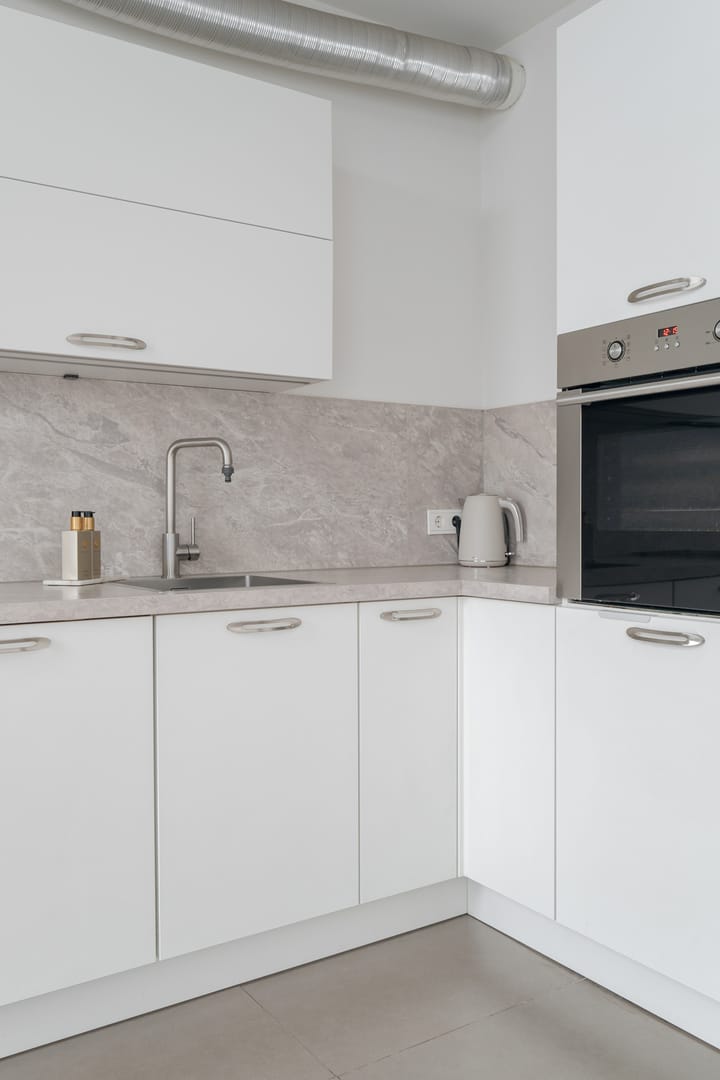 Tussenwoning te koop: Aalststraat 8, Breda