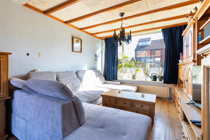 Foto 2 van J.H. van 't Hoffstraat 6