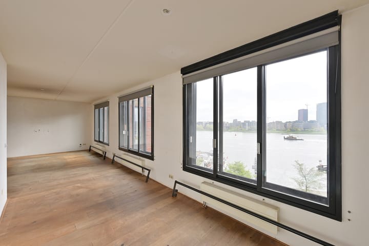 Photo 3 of Westerdoksdijk 461