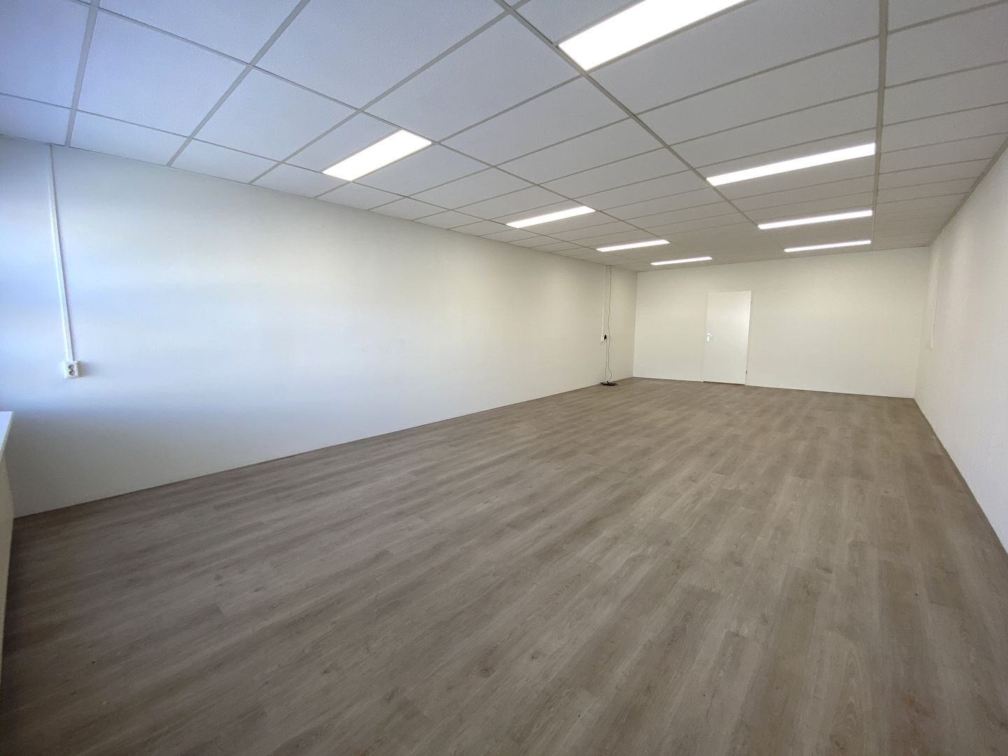 View photo 3 of Markerkant 12 1-02