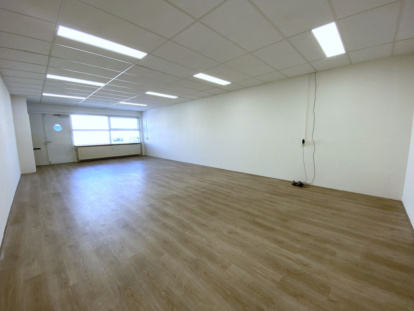 View photo 2 of Markerkant 12 1-02