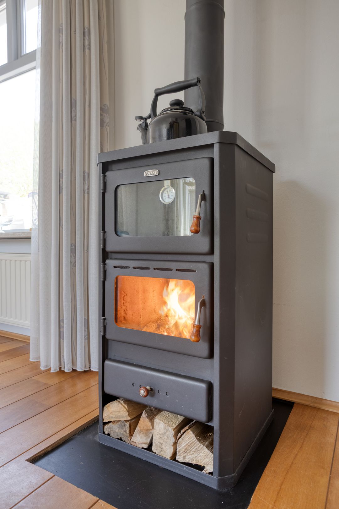 Foto 8 van Julianaweg 4